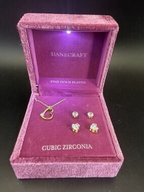 NIB Danecraft Fine Gold Plated Cubic Zirconia Jewelry Set Gold Tone Heart Shaped